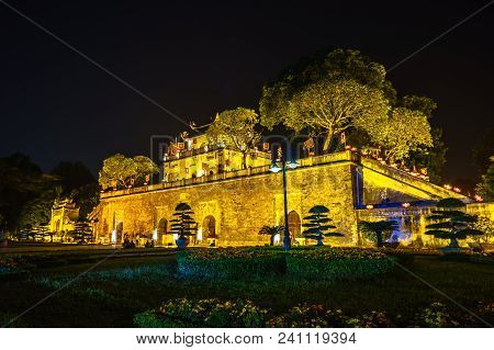 Central Sector Of Imperial Citadel Of Thang Long, The Cultural Complex Comprising The Royal Enclosur