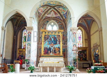 San Giminiano, Italy - May 26, 2016: Paintings And Decorations Of The Altar Of St.agostino Church