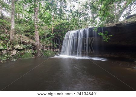 Wang Kwang Waterfall At Phu Kradueng National Park, Loei, Thailand