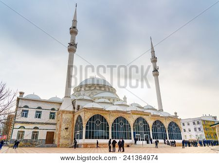 Makhachkala, Dagestan, Russia - March 8, 2018: Grand Mosque In Makhachkala, Yusuf Bei Cami Is The Ma