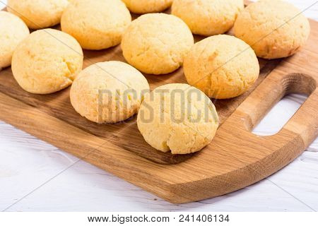 Homemade Brazilian Cheese Buns ( Pao De Queijo )