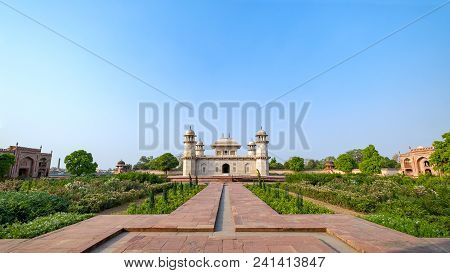 Itmad-ud-daula, Also Know As Baby Taj, Agra, Uttar Pradesh, India