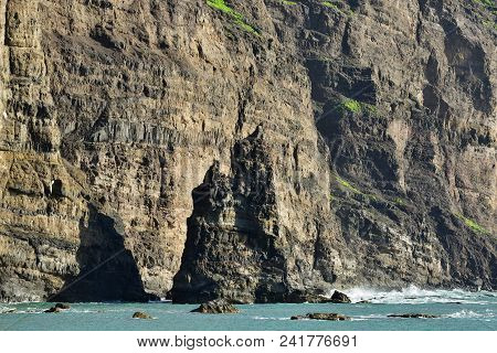 Gran Canaria Landmark Broken Solitary Rock Dedo De Dios - Finger Of God. Spain
