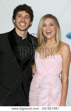 LOS ANGELES - MAY 22:  Morgan Evans, Kelsea Ballerini at the Gracies at the Beverly Wilshire Hotel on May 22, 2018 in Beverly Hills, CA