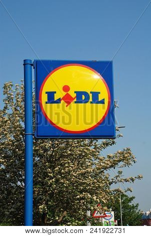 ST. LEONARDS-ON-SEA, ENGLAND - MAY 23, 2018: Signage outside a branch of German supermarket chain Lidl. The international company has over 670 stores in the UK.
