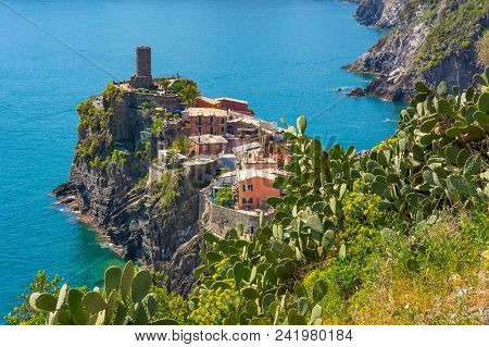 Picturesque Sea Town. Corniglia In Cinque Terre, Italy