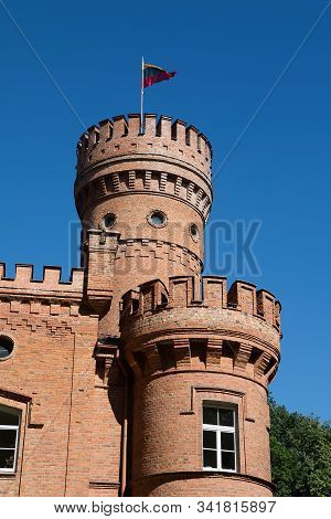 Raudone, Lithuania - June 9, 2018: The Tower Of Raudone Castle, Historical Residential Castle Of The