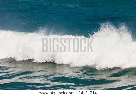 Acqua turbolenta di rottura spray e ocean wave
