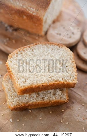 ขนมปังขาวงา