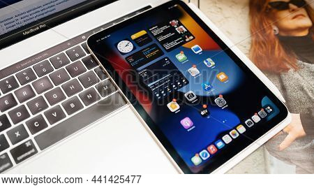 Paris, France - Oct 25, 2021: Latest Apple Computers Ipad Mini Tablet Computer With Apple Pencil On 
