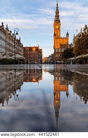Gdansk, Poland - October 24 2020: Long Market Square With Buildings And Town Hall With High Red Bric