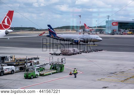 Istanbul, Turkey - September 7, 2021: Aeroflot Airbus A320 Taxis To Teminal At Istanbul Airport. Aer