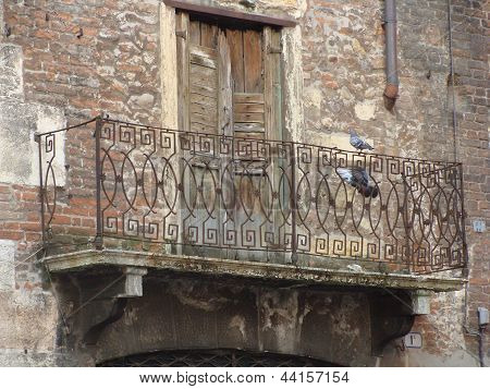 Erkély: Verona