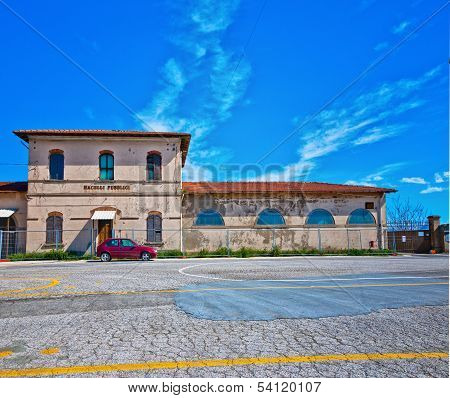 f old slaughterhouse in Piombino - Tuscany