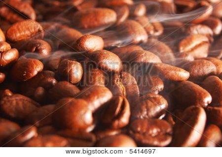 Warme koffie bij het ontbijt