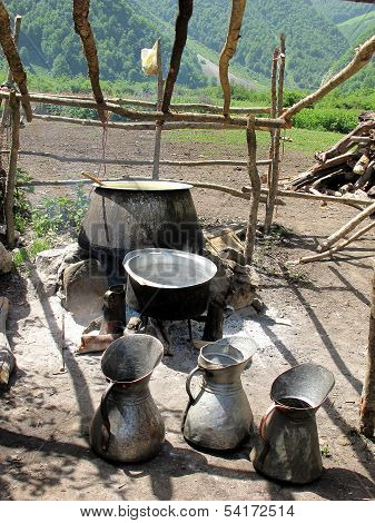 Cooking pots