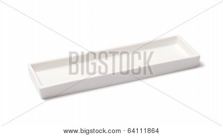 empty rectangular plate