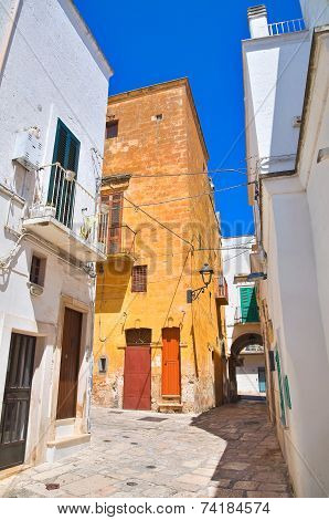 Alleyway. Fasano. Puglia. Italy.