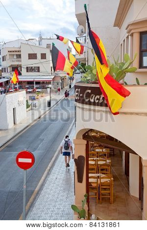German tourists celebrate their World Championship Gold Medal soccer team