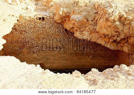 Ancient Water Tank.  Ruins Of Avdat -  Town Founded And Inhabited By Nabataeans In  Negev  Desert