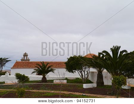 The fairy tale church of La Ampuyenta