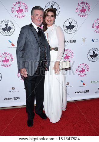 LOS ANGELES - OCT 8:  Alan Thicke and Tanya Callau arrives to the Carousel of Hope 2016 on October 8, 2016 in Hollywood, CA                