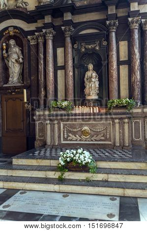 Bruges, Belgium - April 6, 2008: Interior Of Church Of Our Lady With Madonna And Childby Michelangel