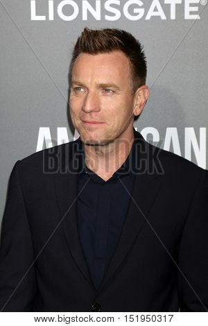 LOS ANGELES - OCT 13:  Ewan McGregor at the 
