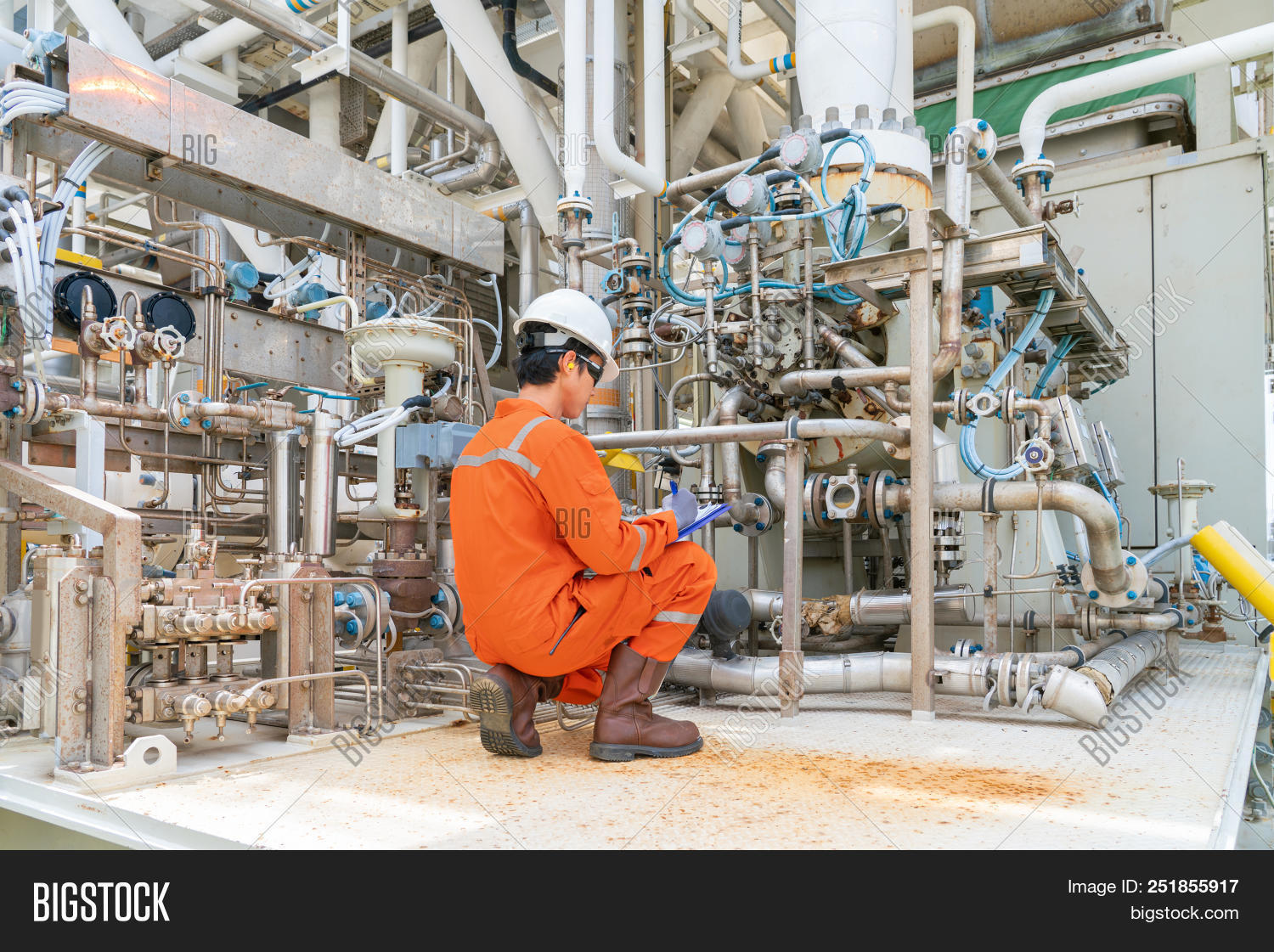 Mechanic Operator Image & Photo (Free Trial) Bigstock