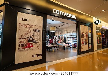 Subang Jaya, Selangor - 25 July 2018. G2000 Inside Sunway Pyramid Mall At Subang Jaya.