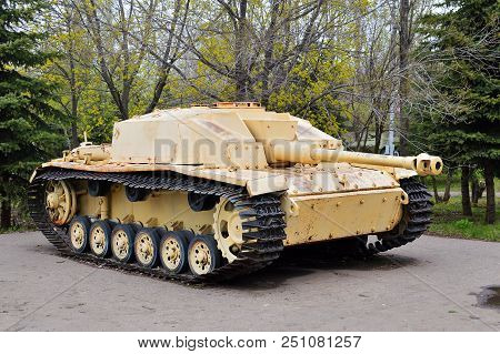 German Stug 3g Assault Weapon Of The Second World War