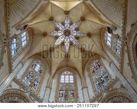 Starry Vault Of The Chapel Of The Presentation In The Cathedral Of Saint Mary - Burgos, Castile And 