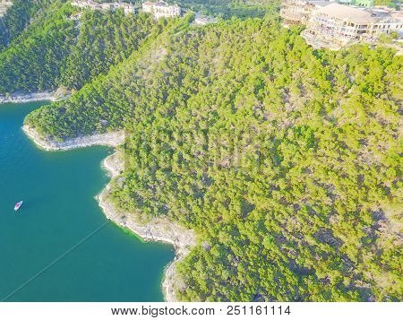 Top View Cliff Rock Wall, Bluffs At Lake Travis, Austin, Texas, Usa