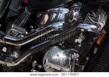 Tolyatti, Russia, June 25, 2005: Motorcycle Show Of Bikers. Shiny Chrome Motorcycle Engine Block Cho