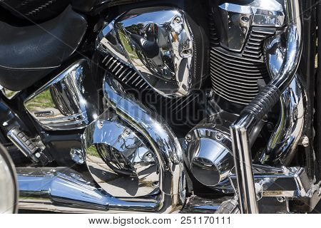 Tolyatti, Russia, June 25, 2005: Motorcycle Show Of Bikers. Shiny Chrome Motorcycle Engine Block Cho