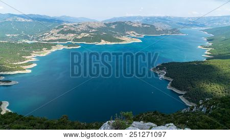 Sahinkaya Canyon In Vezirkopru District Of Samsun With Kizilirmak River And Lake,turkey.
