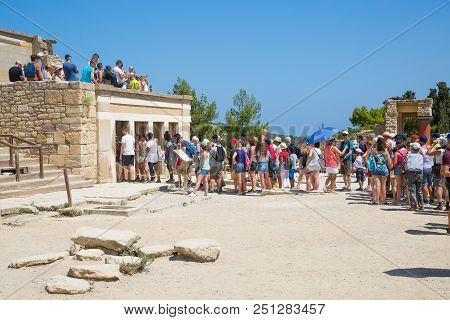 Greece, Crete, Heraklion - July 18, 2018: Knossos Ruins, Ceremonial And Political Centre Of The Tsar