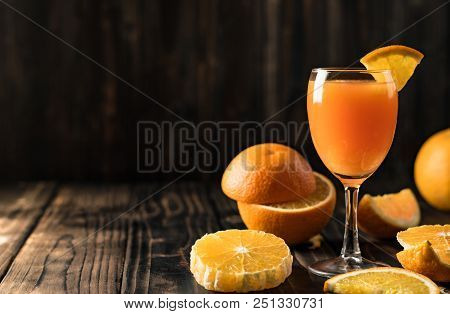 Orange Juice Mandarin Orange On  Wood,copy Space