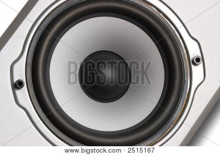 Stříbrný reproduktor basový