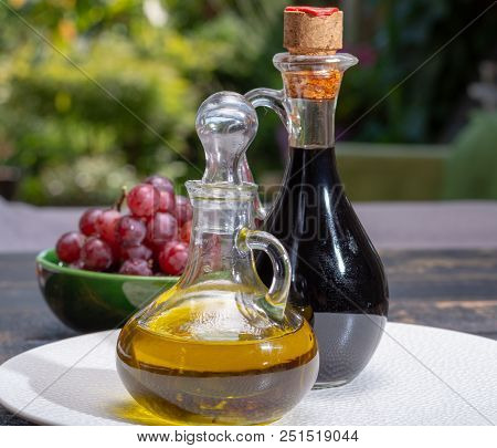Black Aged Natural Balsamic Vinegar Dressing From Modena, Italy And High Quality Olive Oil