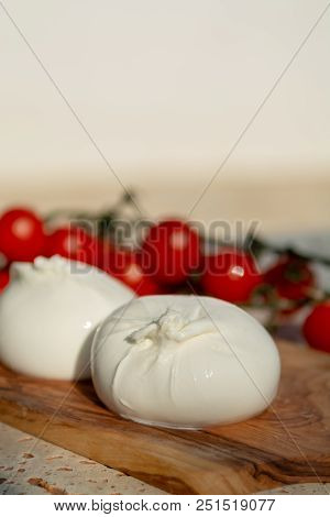 Fresh Soft White Burrata, Buttery Cheese, Made From A Mix Of Mozzarella And Cream, Original From Apu