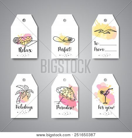 Summer Hand Drawn Gift Tags. Beach Doodle Elements. Vacation And Trevel To The Sea Sketch Vector Ill