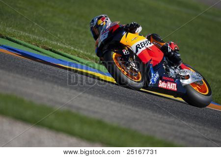 VALENCIA, Espanja - marraskuu 9: Dani Pedrosa virallinen motogp test uudet 1.000cc moottorit, Ric