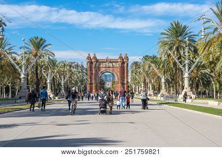 Barcelona, Spain - October 22, 2015: The Arc De Triomf  Is A Triumphal Arch In The City Of Barcelona