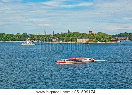 Boats For Sightseeing And Ferry For Long Distance Travel At Stadsgardskajen