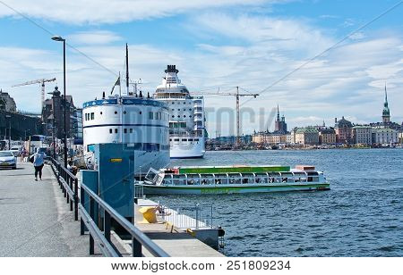 Boats For Sightseeing And Ferry For Long Distance Travel At Stadsgardskajen