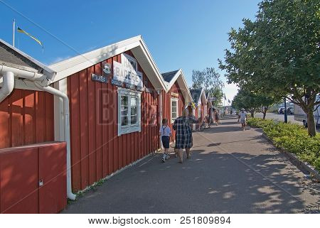 Nynas Rokeri Seafood Store