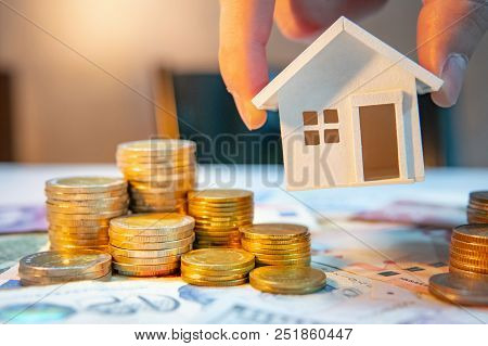 Real Estate Or Property Investment Growing Business. Home Mortgage Loan Rate. Saving Money For Retir