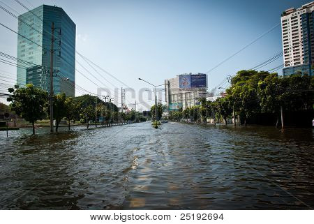 Bangkok värsta översvämning i 2011