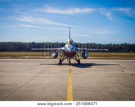 Monte Real, Portugal-september 10: F-16 Fighter-bomber During Re